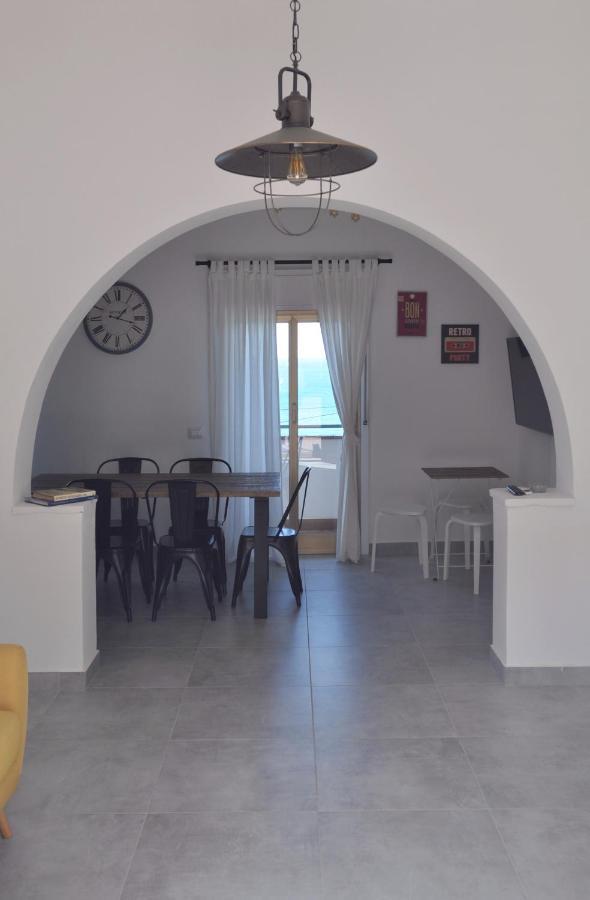 Villa Sea Sound House à Sant'Ambrogio  Extérieur photo