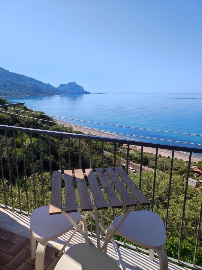 Villa Sea Sound House à Sant'Ambrogio  Extérieur photo